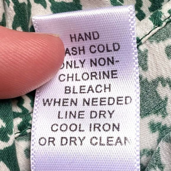 Banana Republic 100% Silk Green Cream Houndstooth Summer Blouse Size M - Picture 7 of 7